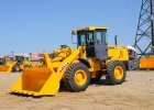 Фронтальный погрузчик LW300F